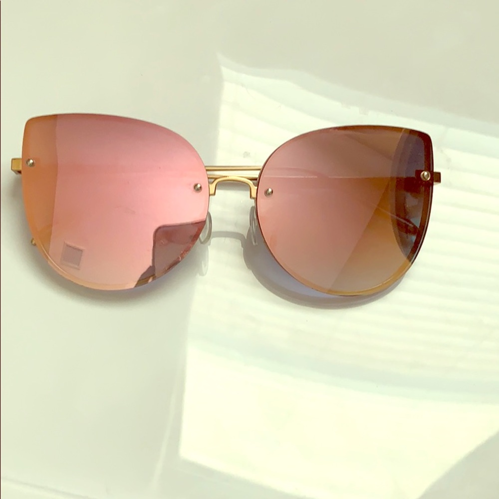 CUTE SUMMER SUNGLASSES